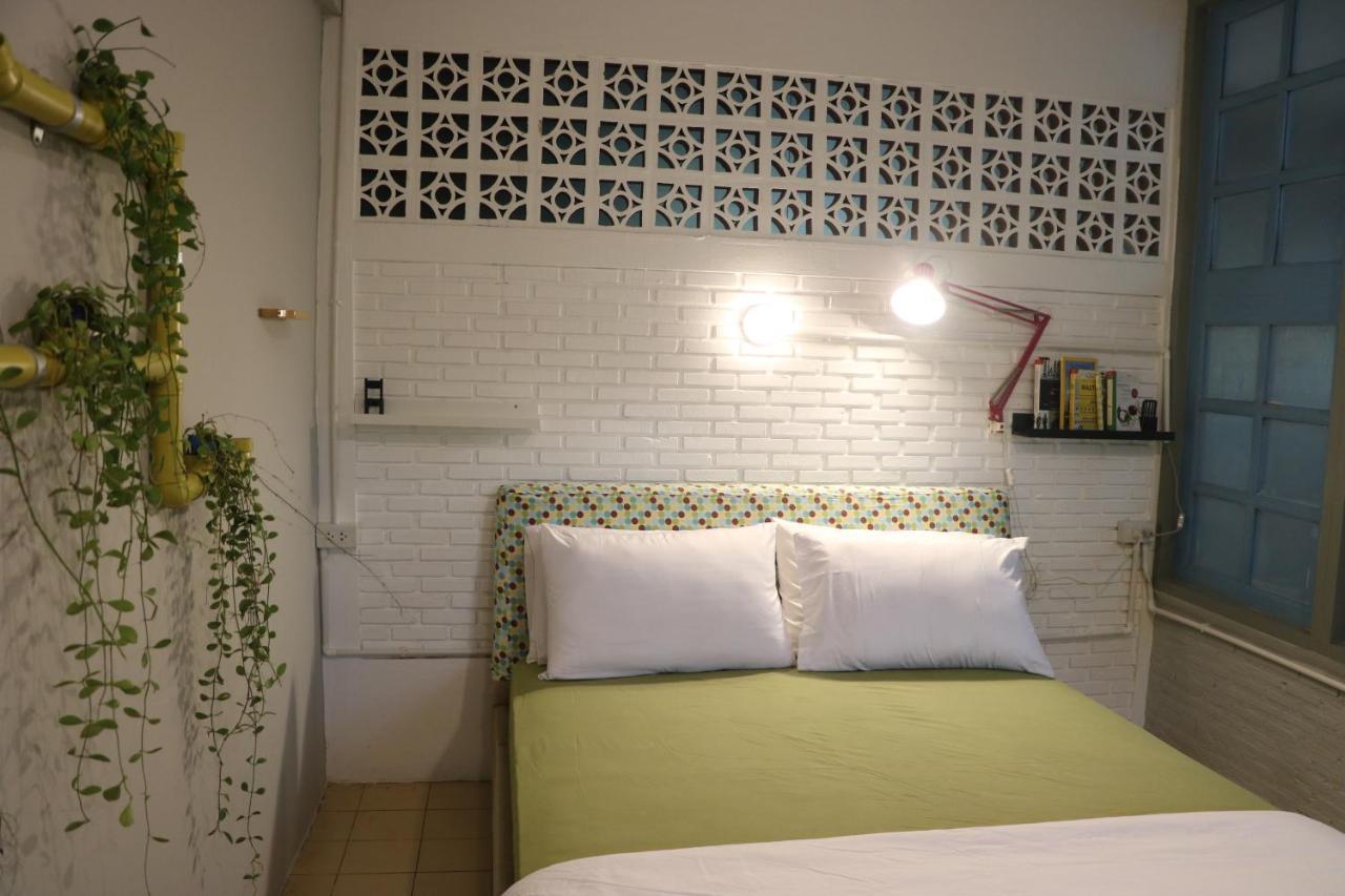 Nesuto Hostel Ramkamhaeng 52 Bangkok Kültér fotó