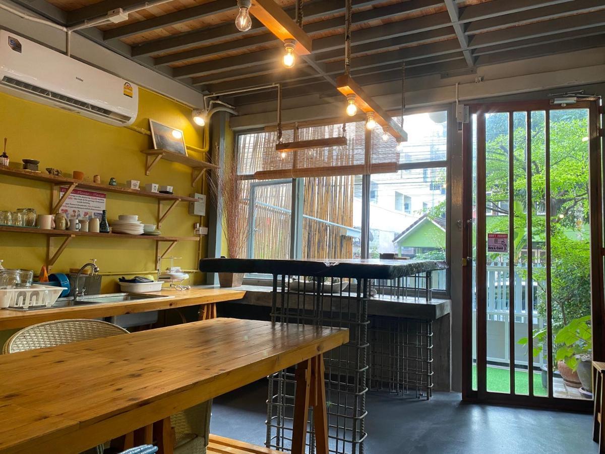 Nesuto Hostel Ramkamhaeng 52 Bangkok Kültér fotó
