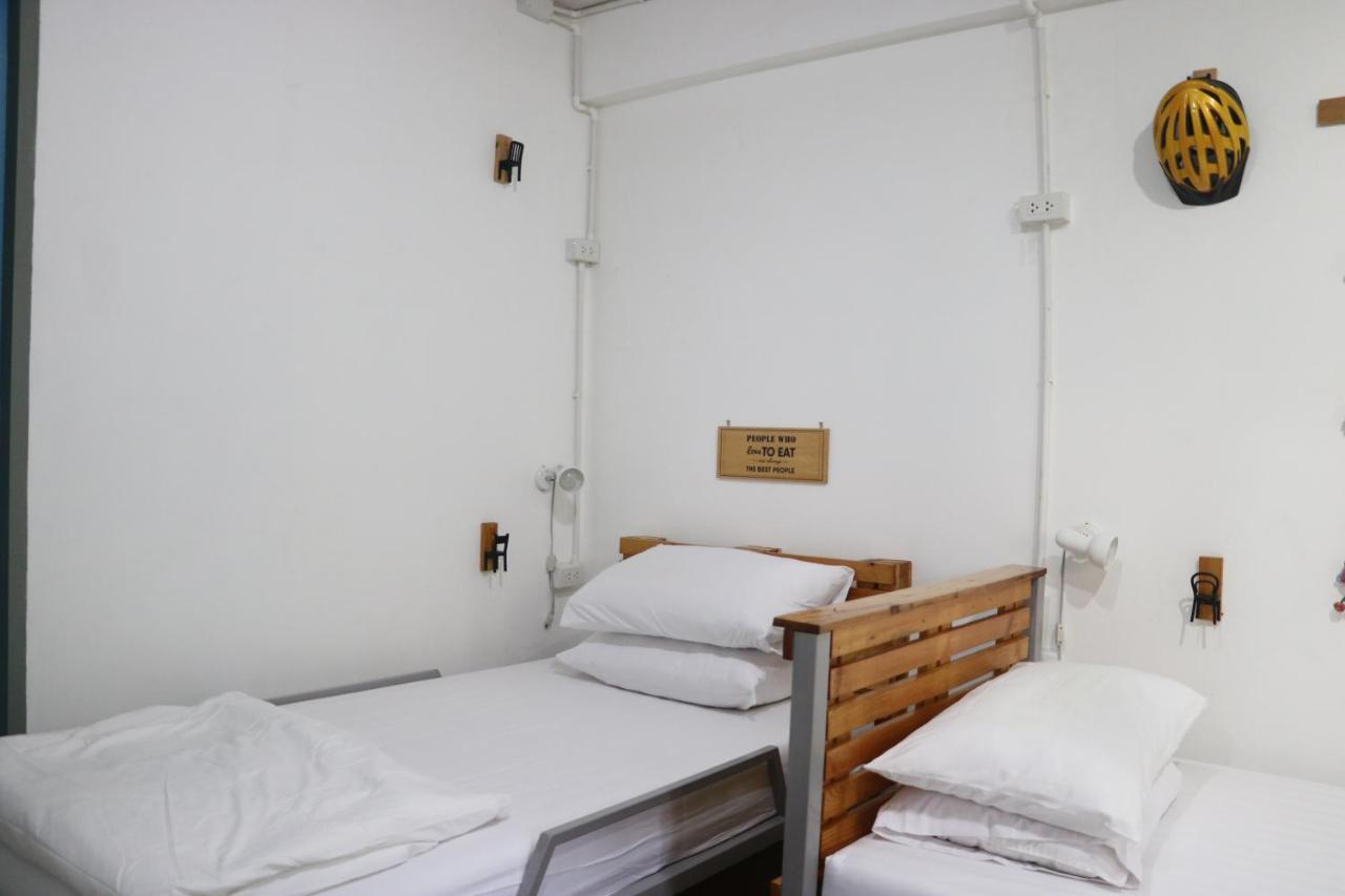 Nesuto Hostel Ramkamhaeng 52 Bangkok Kültér fotó