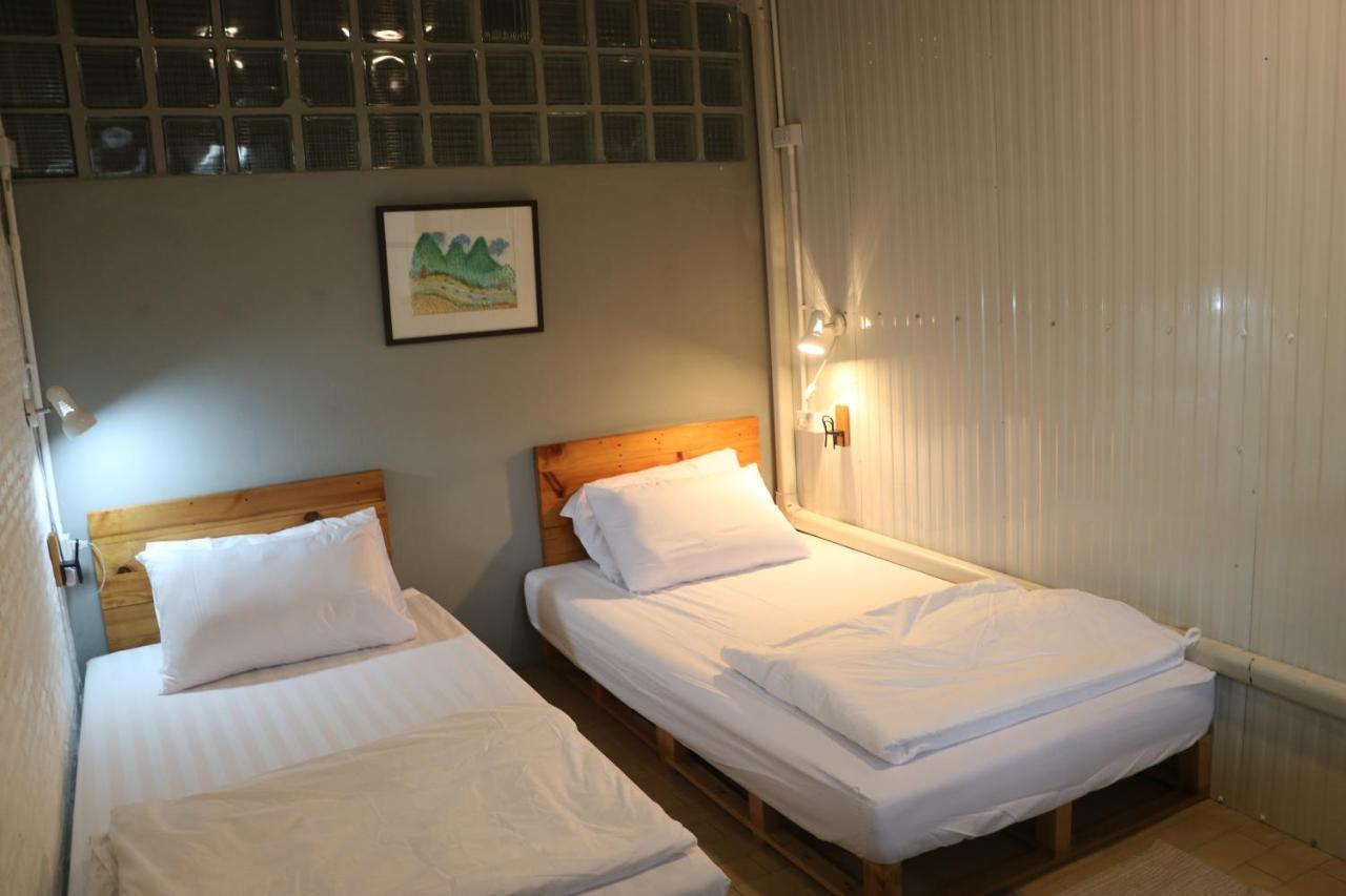 Nesuto Hostel Ramkamhaeng 52 Bangkok Kültér fotó