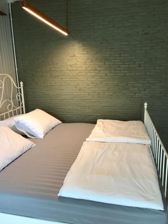 Nesuto Hostel Ramkamhaeng 52 Bangkok Kültér fotó