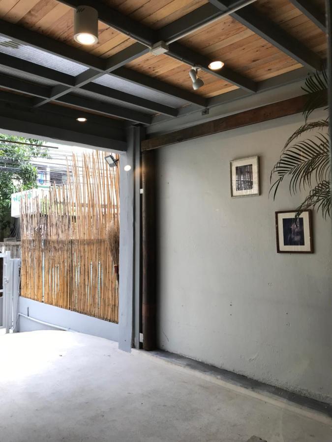 Nesuto Hostel Ramkamhaeng 52 Bangkok Kültér fotó