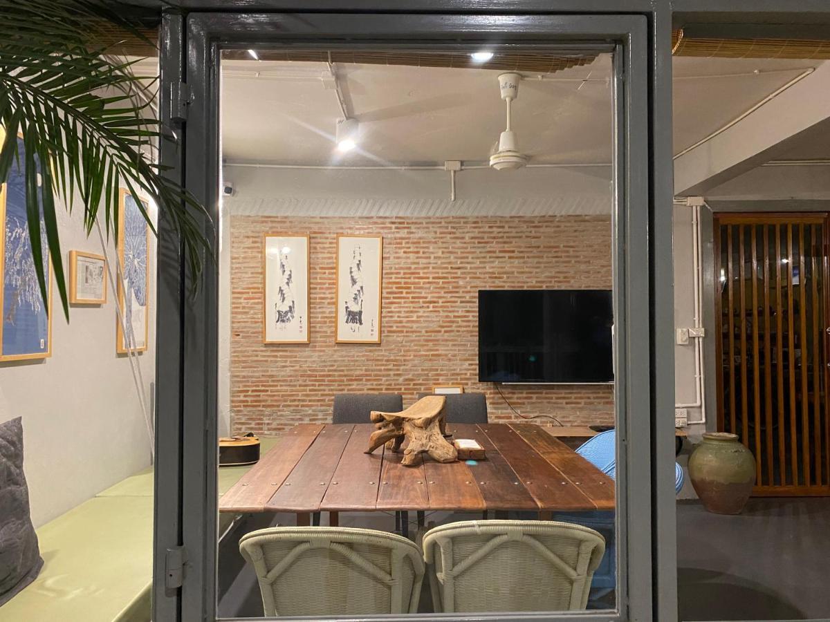 Nesuto Hostel Ramkamhaeng 52 Bangkok Kültér fotó