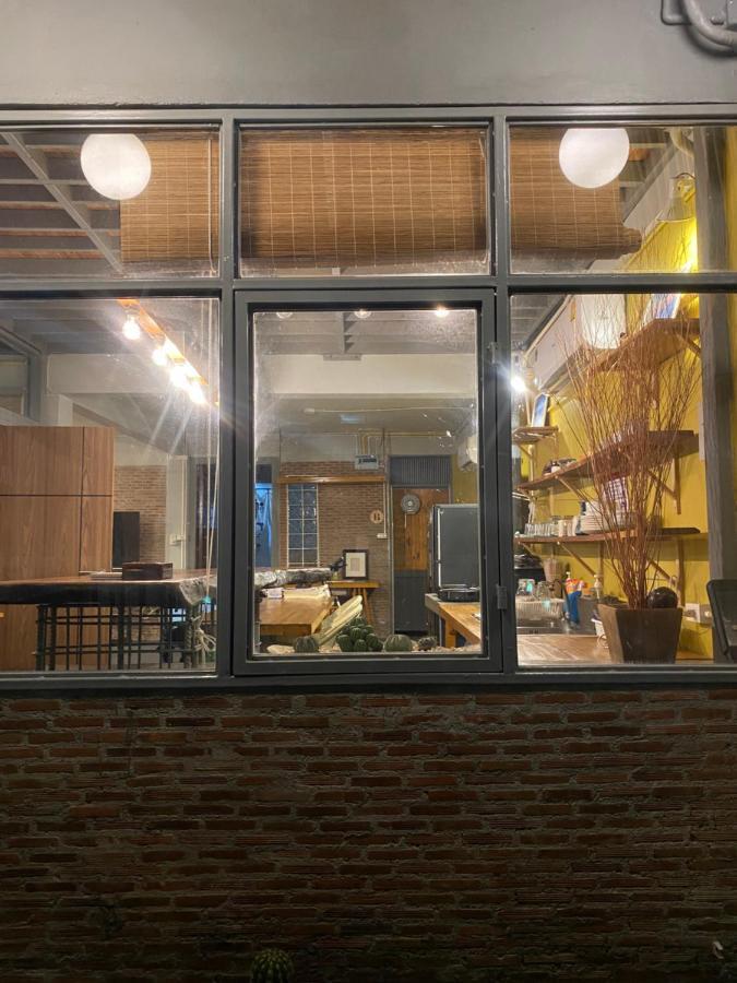 Nesuto Hostel Ramkamhaeng 52 Bangkok Kültér fotó